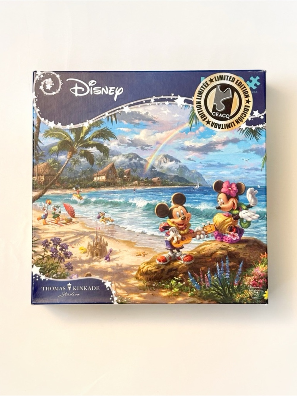 Ceaco 1000 Piece Limited Edition Mickey and Minnie in Hawaii Jigsaw Puzzle